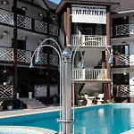 Marina Hotel