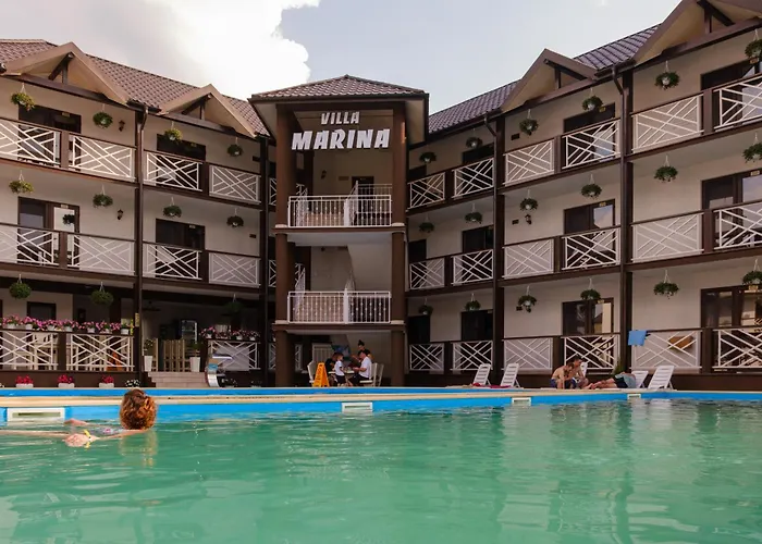 Marina 酒店 *