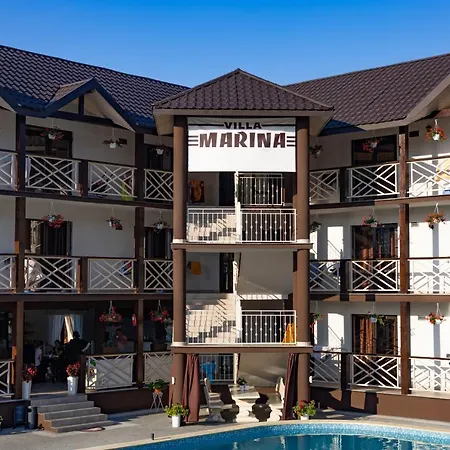 Ξενοδοχείο Marina